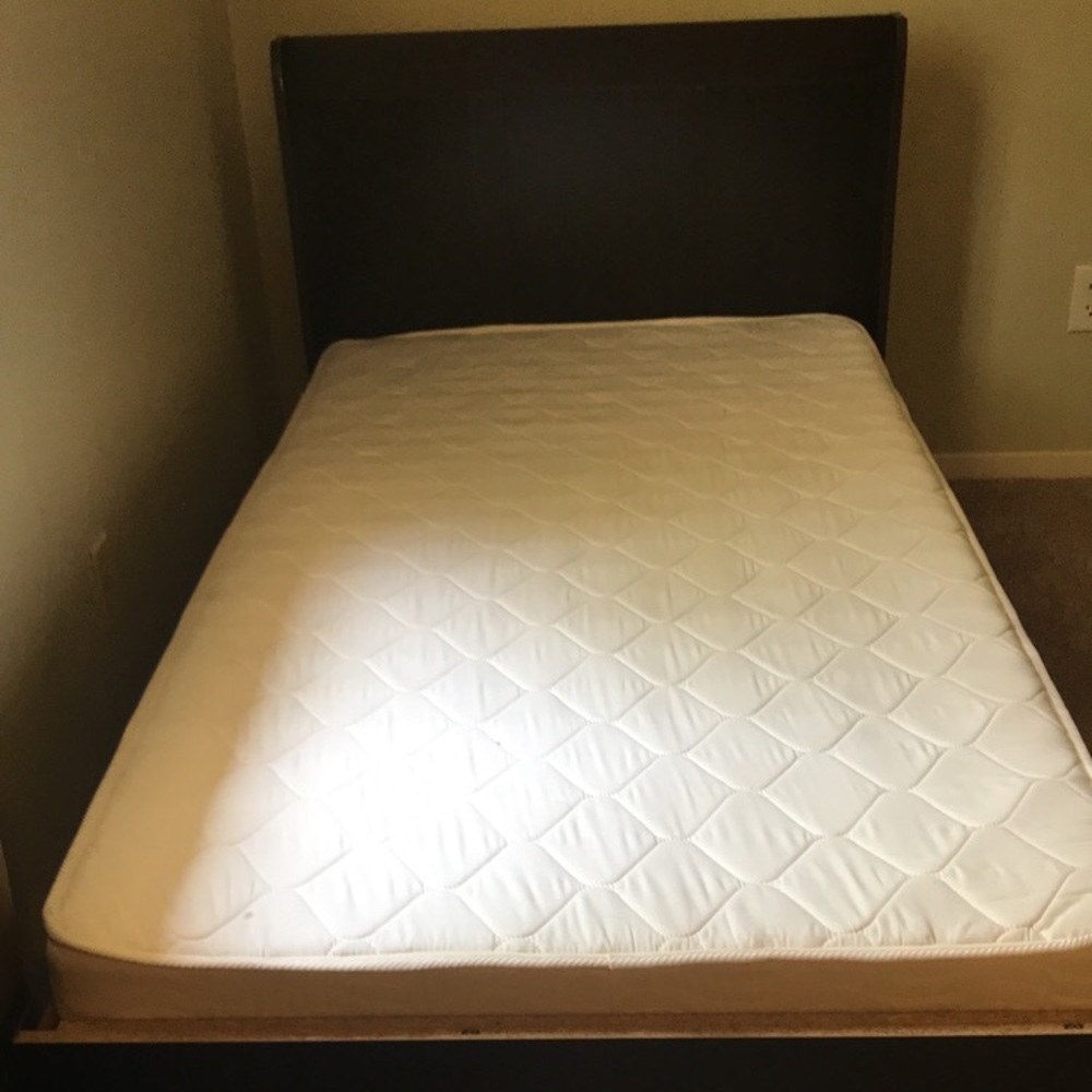 Mainstay twin mattress and bed frame